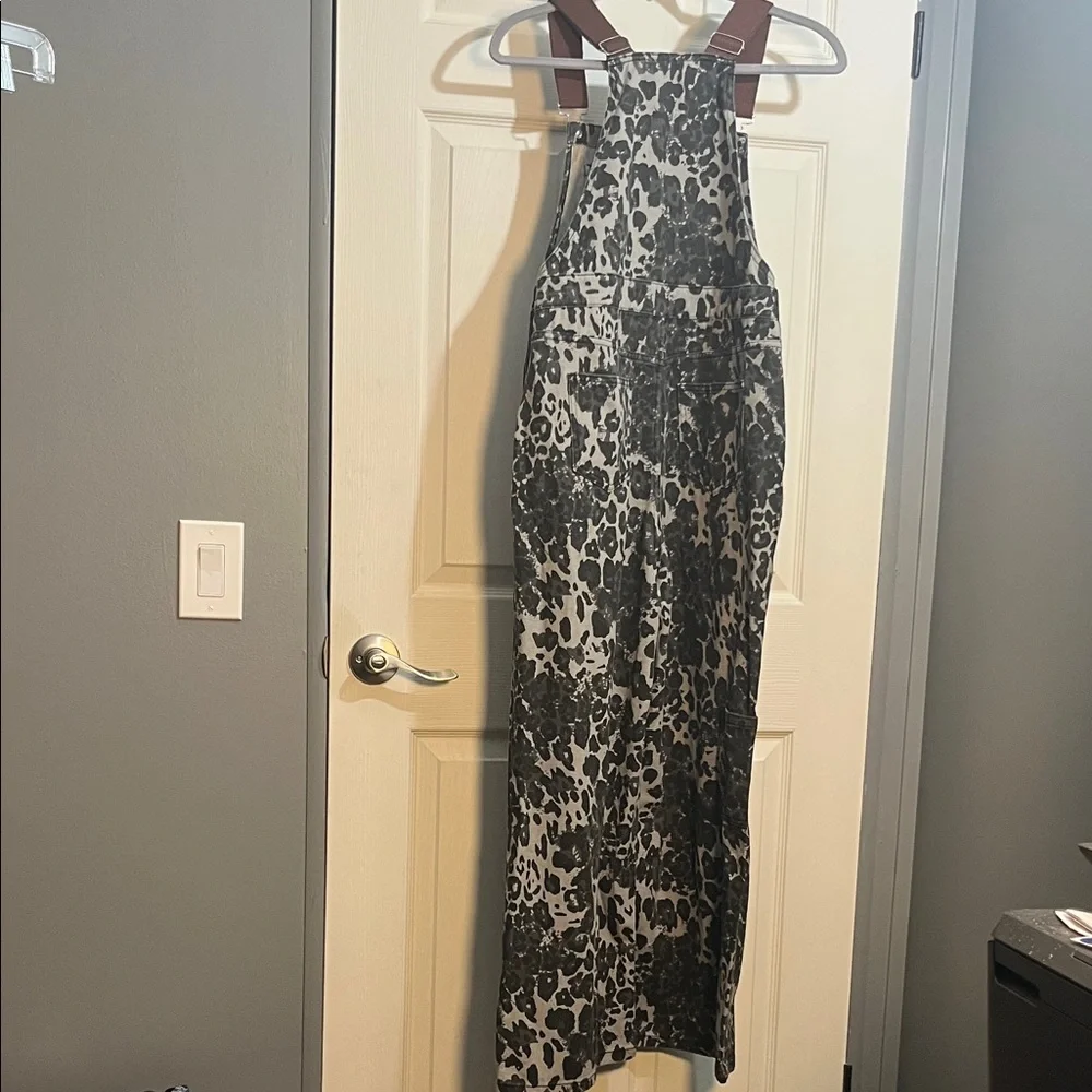 Cider Black and White Animal Print Jumpsuit - Picture 6 of 6